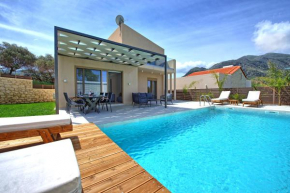 Villa Silentium Ionia by PosarelliVillas